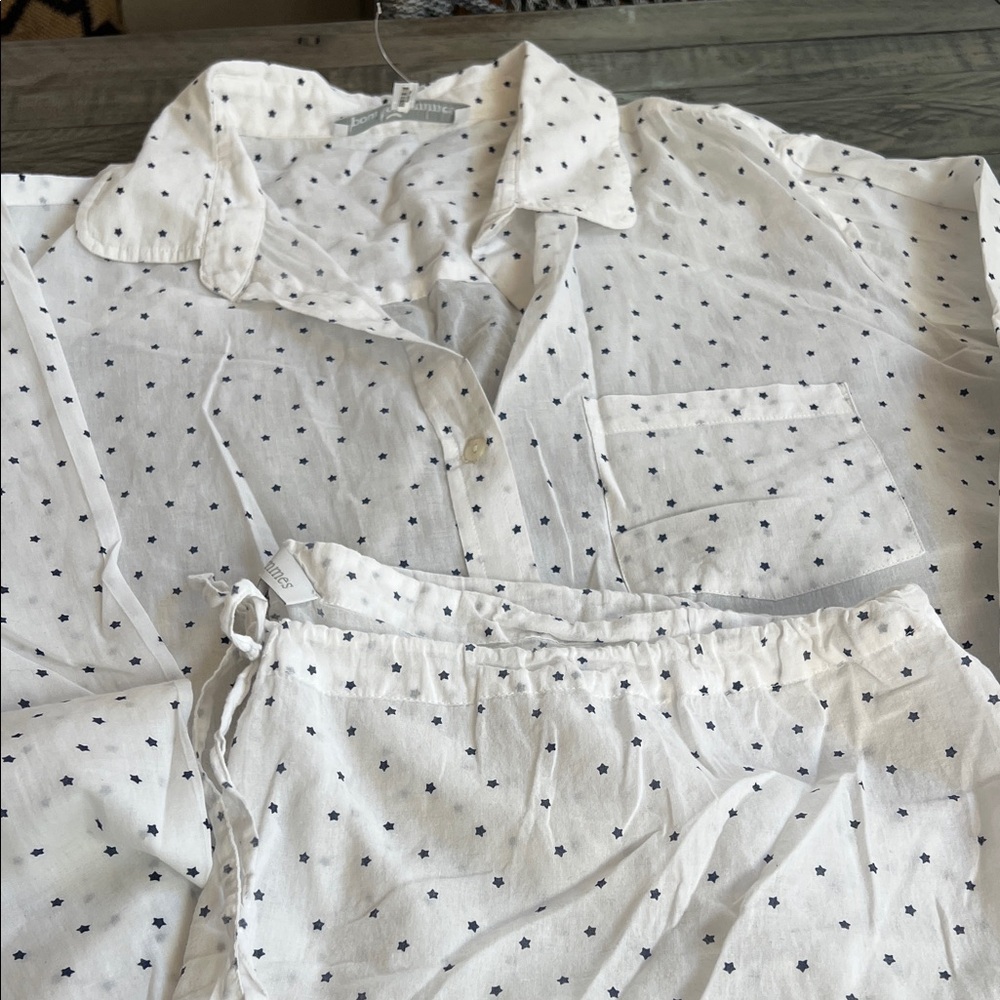 Pour Les Femmes White and dark blue star light weight cotton Pajama Set sz L